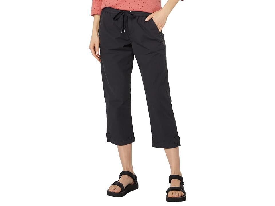 L.L.Bean Ripstop Pull-On Capri Pants Women's Casual Pants Product Image