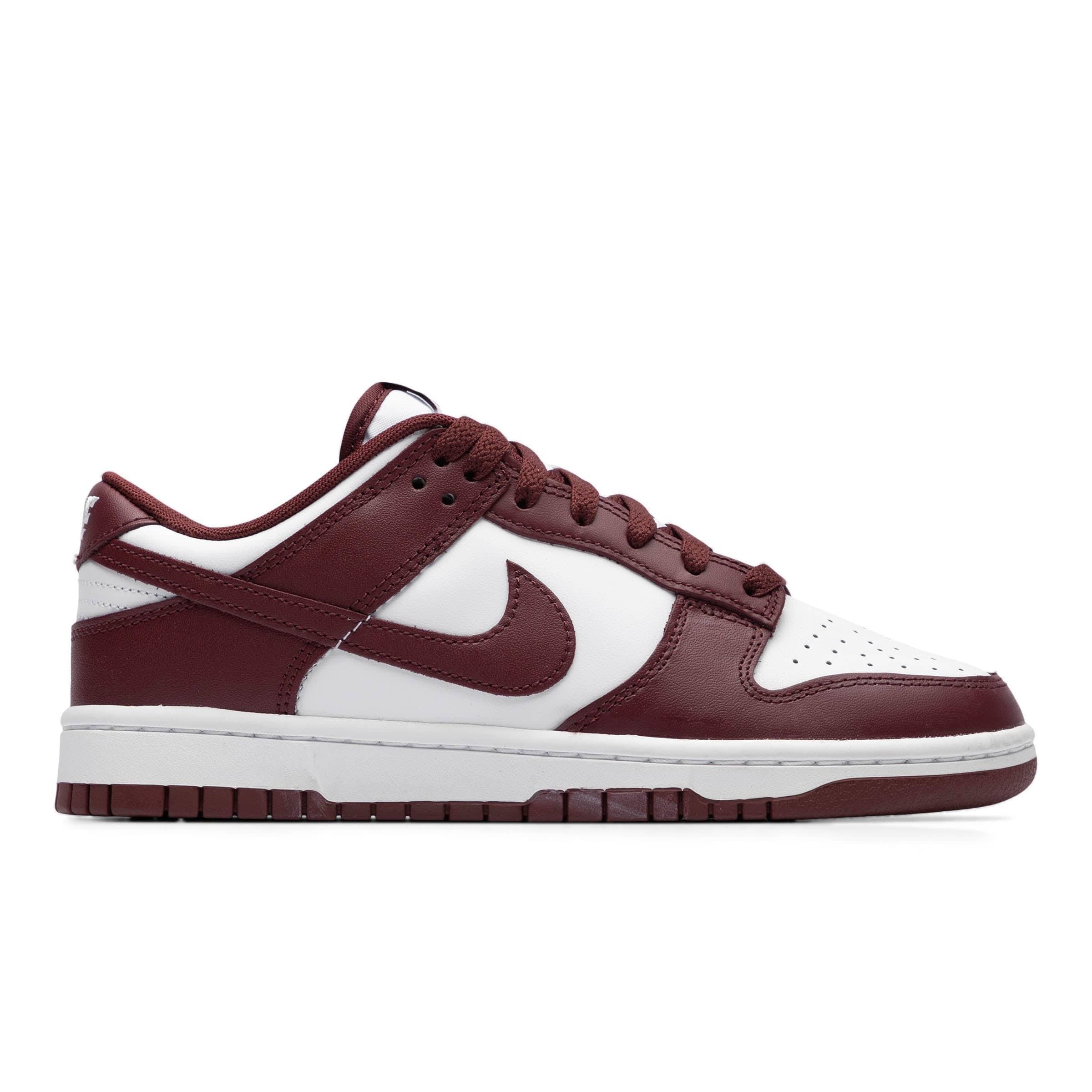 NIKE DUNK LOW RETRO Male Product Image