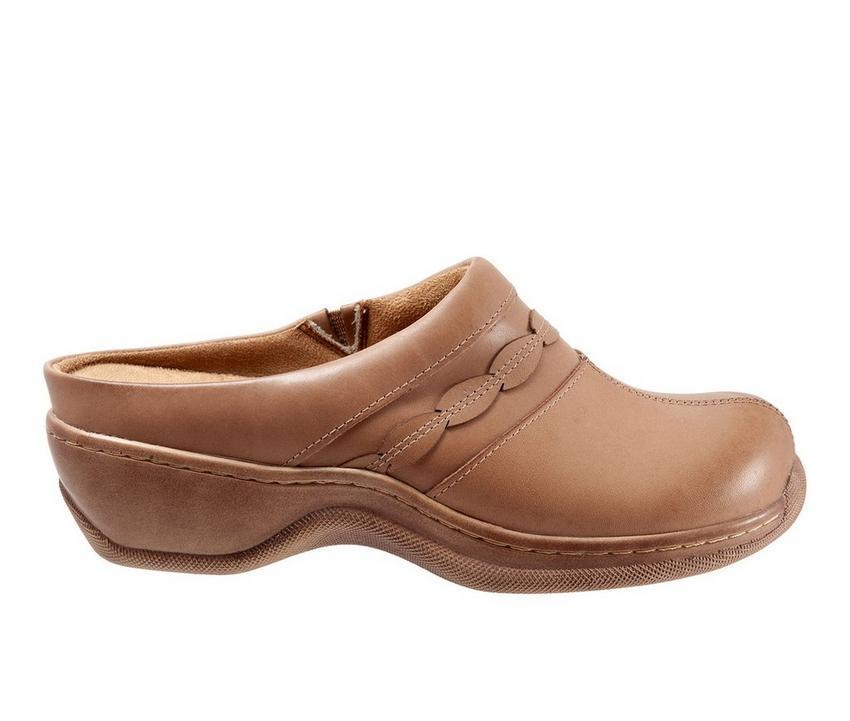 Women's Softwalk Amber Heeled Clogs Product Image