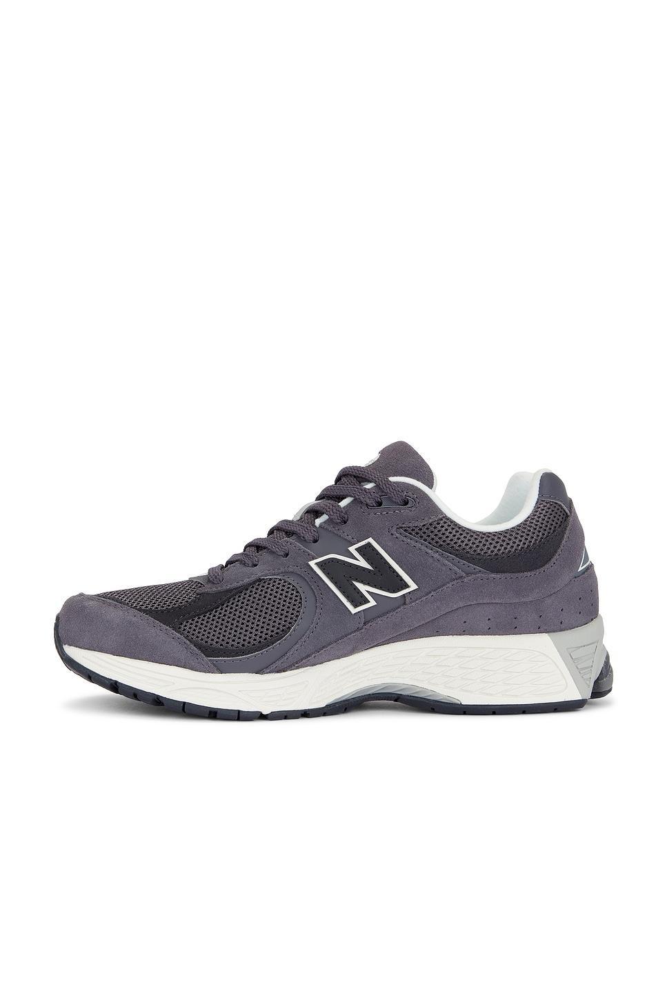 2002r New Balance Product Image