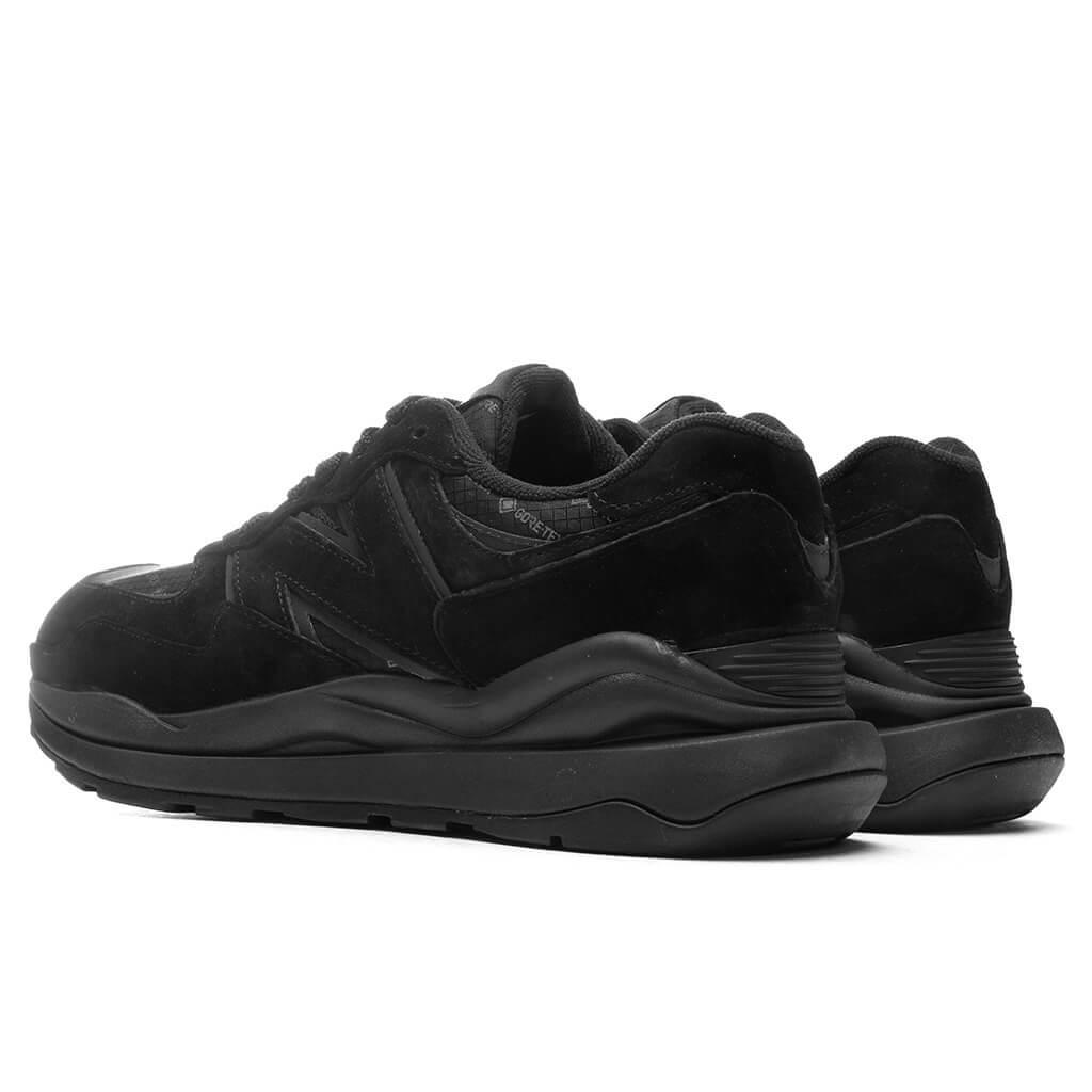 57/40 - Black/NB White Male Product Image