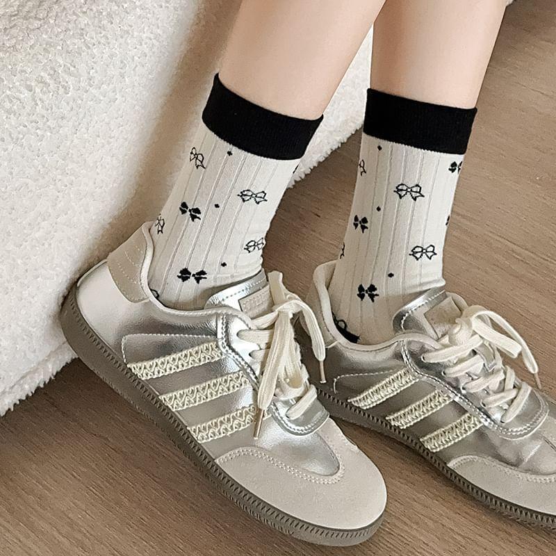 Patterned Contrast Trim Socks / Set Product Image