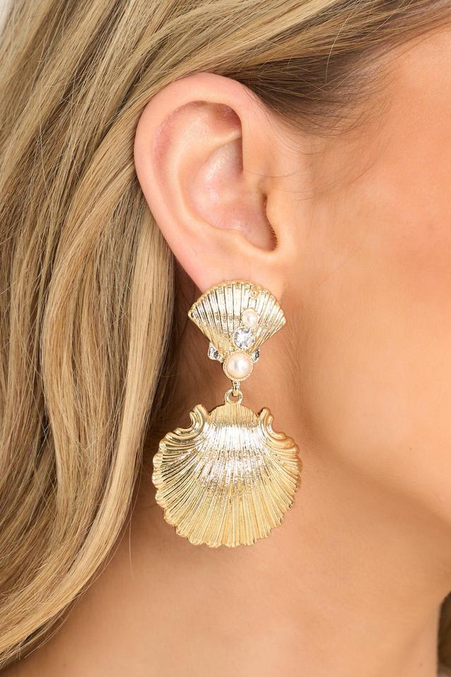 Seaside Chic Gold Earrings Product Image