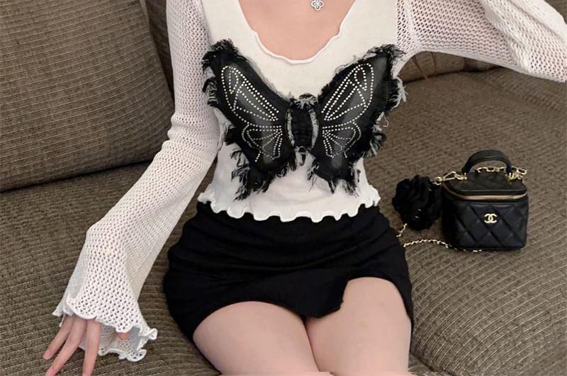 Long Sleeve Scoop Neck Butterfly Applique Knit Top Product Image