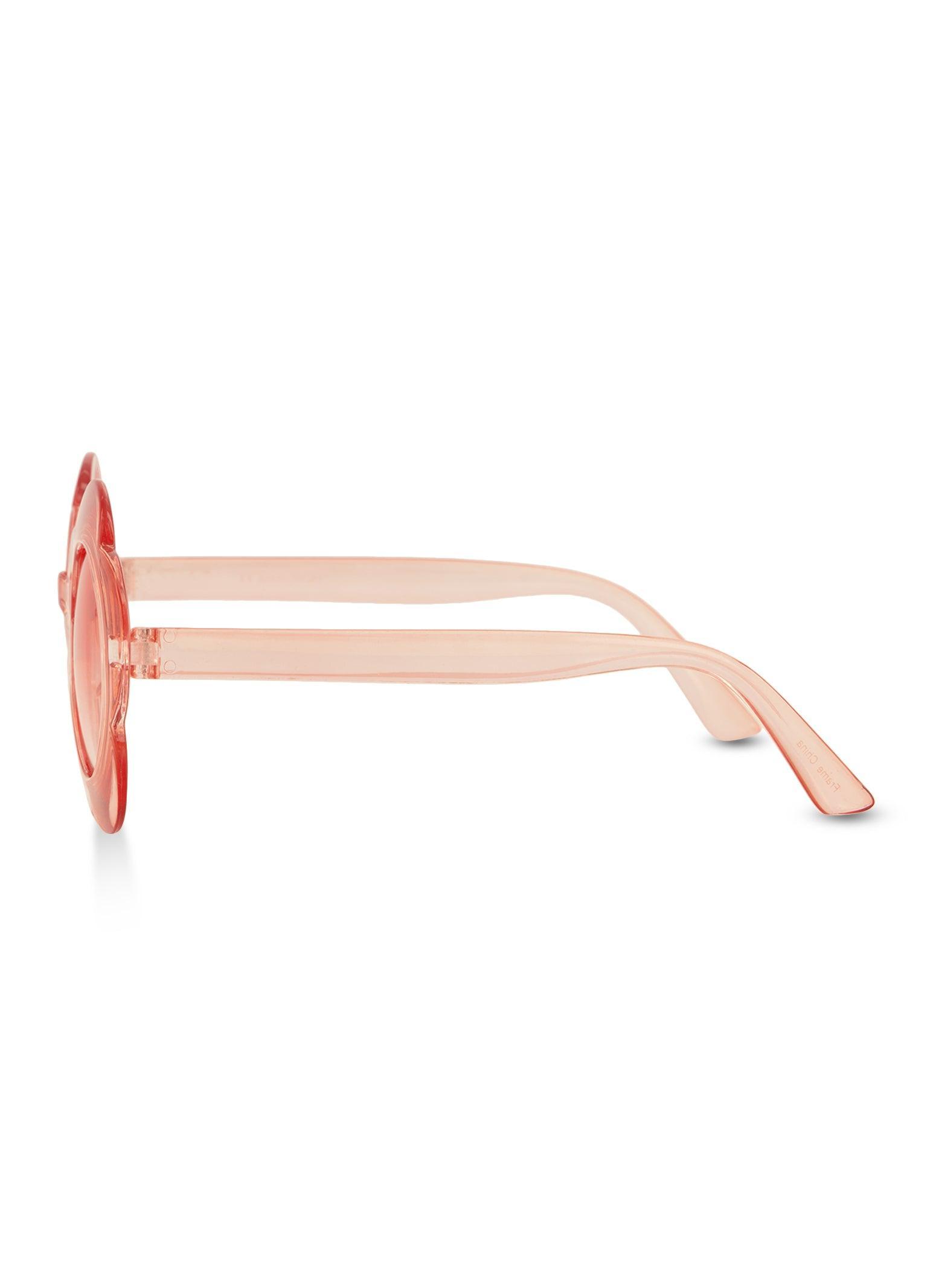 Daisy Frame Ombre Lens Sunglasses Female Product Image