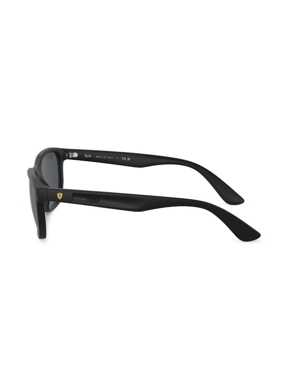 RAY BAN Tinted-lenses Square-frame Sunglasses In Schwarz Product Image