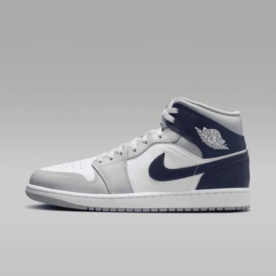 Air Jordan 1 Mid Men's Shoes Product Image