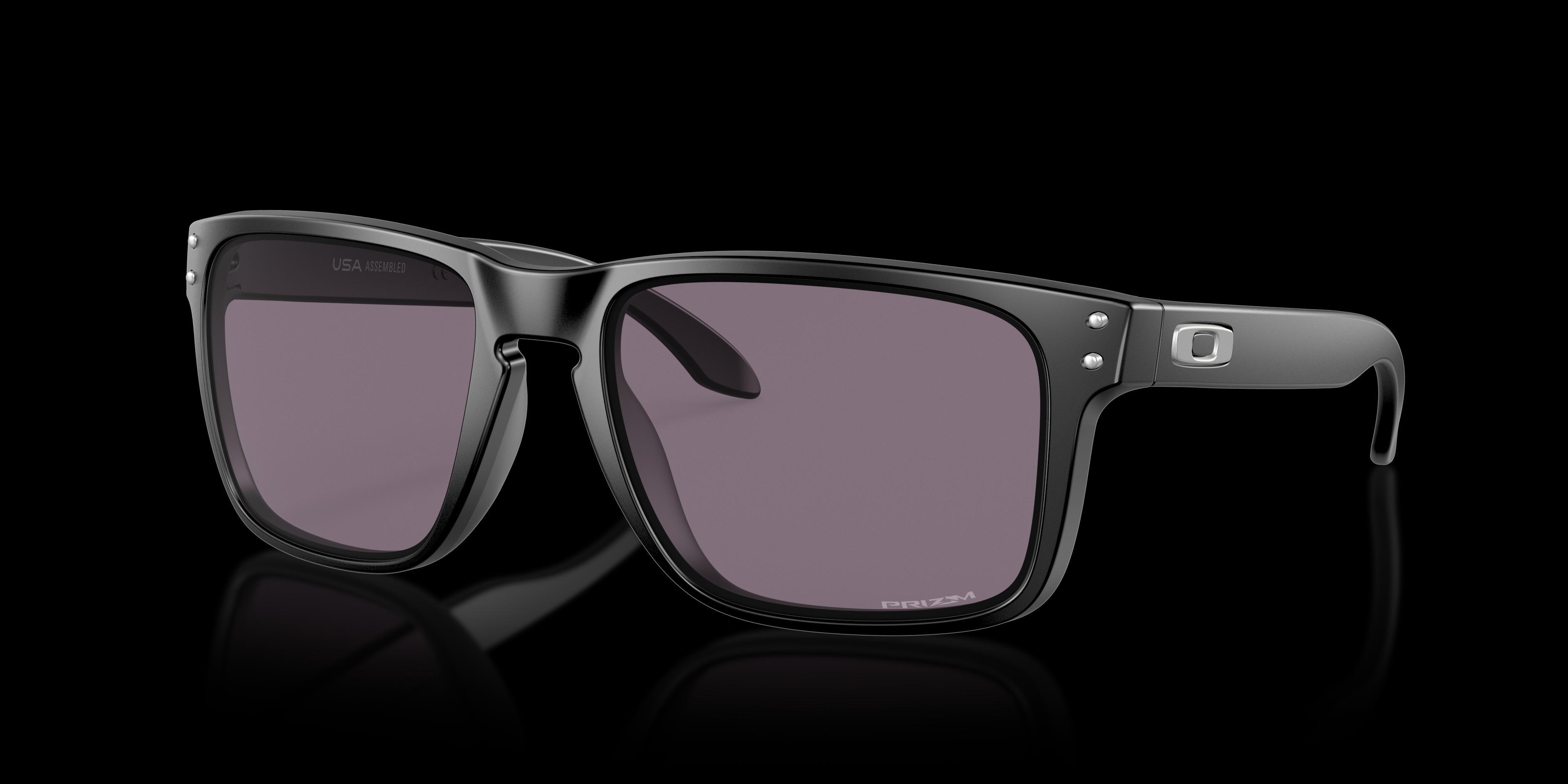 Oakley Holbrook XL 59mm Polarized Sunglasses Product Image