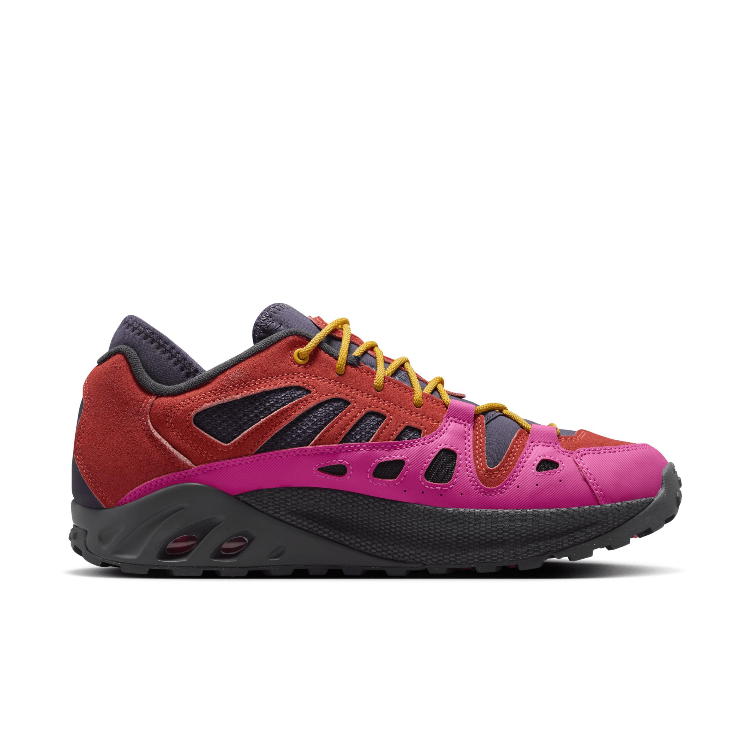 Men's Nike ACG Air Exploraid Shoes Product Image