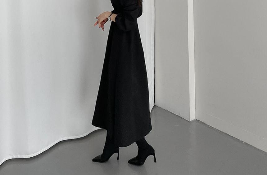 Long-Sleeve Round Neck Plain Midi A-Line Dress Product Image