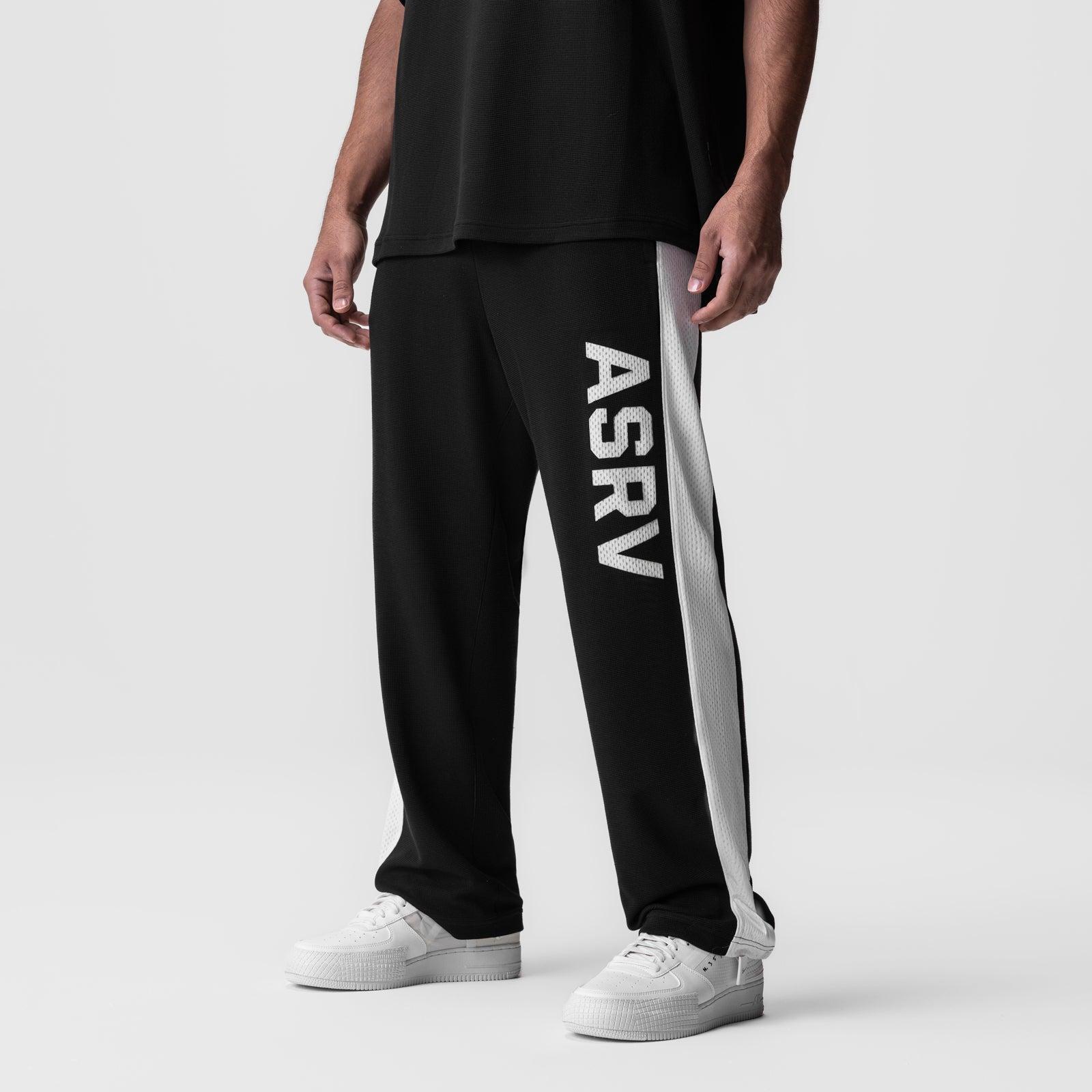 0957. Waffle Knit Relaxed Sweatpant - Black/White Product Image