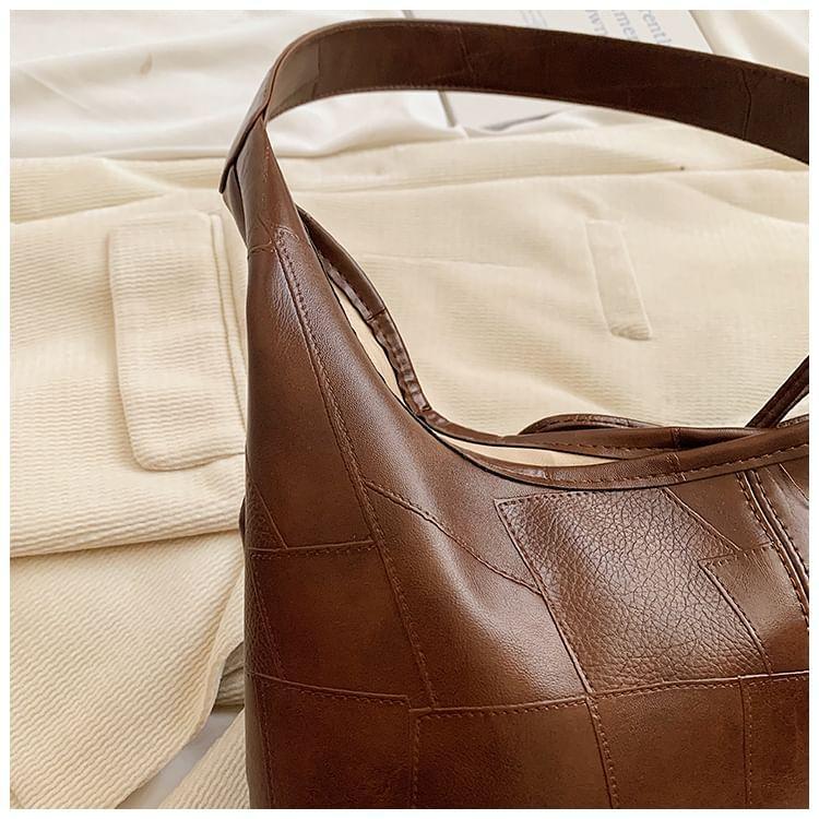 Bow Faux Leather Tote Bag Product Image