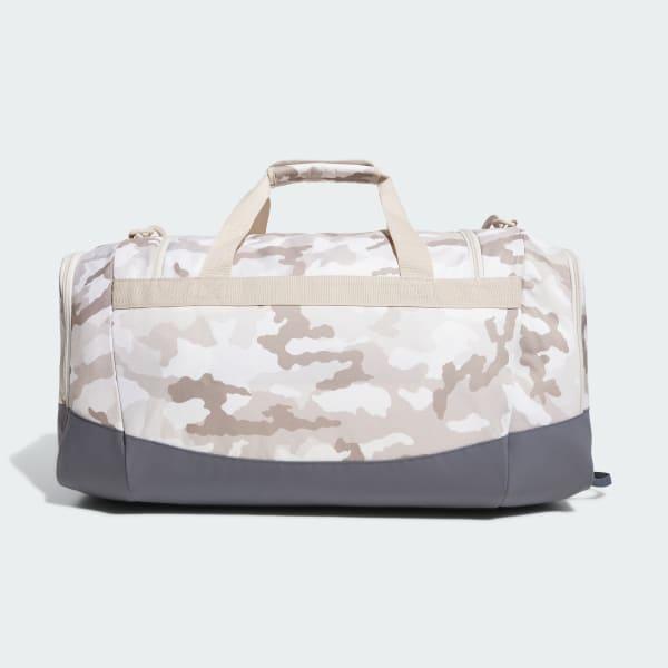 Defender IV Medium Duffel Product Image