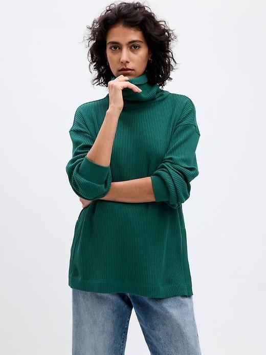 24/7 Split-Hem Waffle Turtleneck T-Shirt Product Image