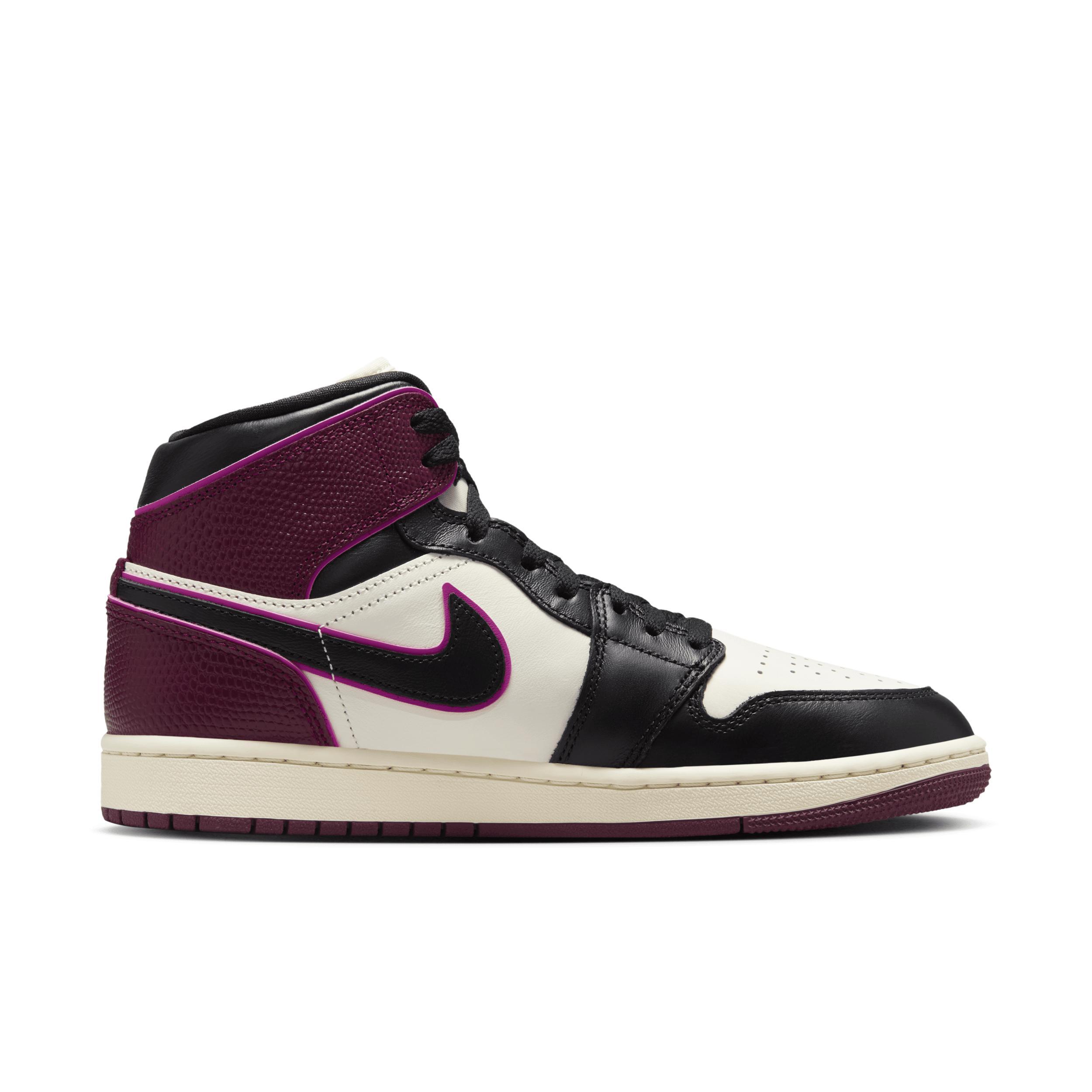 Womens Air Jordan 1 Mid SE Shoes Product Image