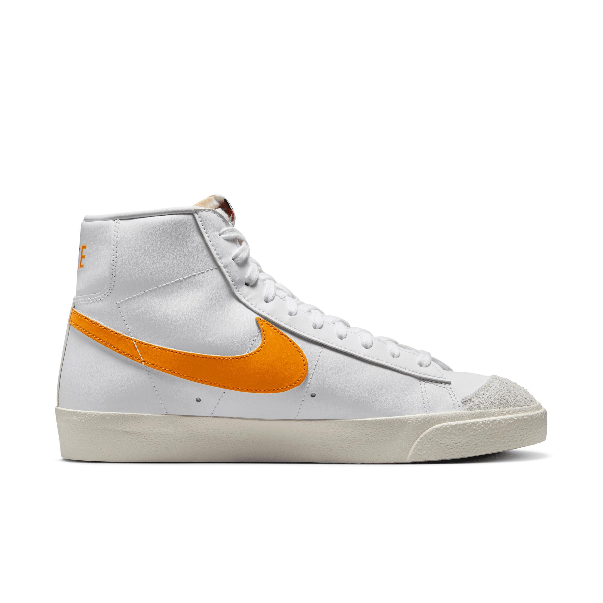 Nike Men's Blazer Mid '77 Vintage Shoes Product Image