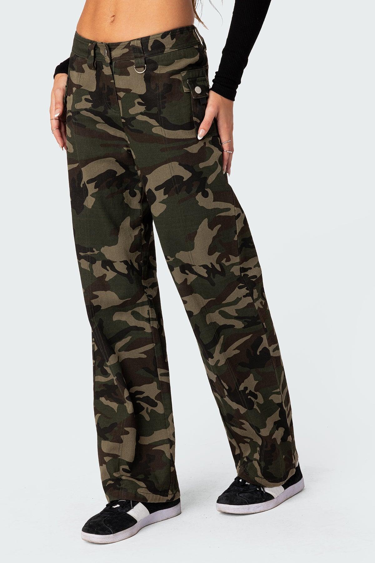 Aya Low-Rise Cargo Pants Product Image