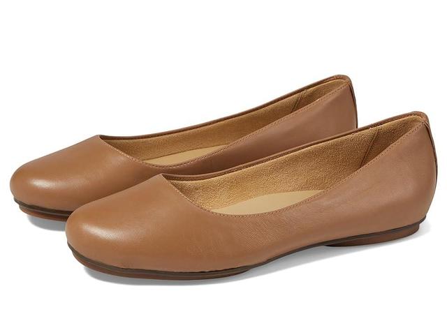 Naturalizer Maxwell (Cafe Leather) Women's Shoes Product Image