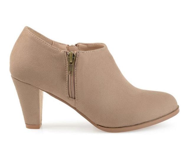 Women's Journee Collection Sanzi Heeled Booties Product Image