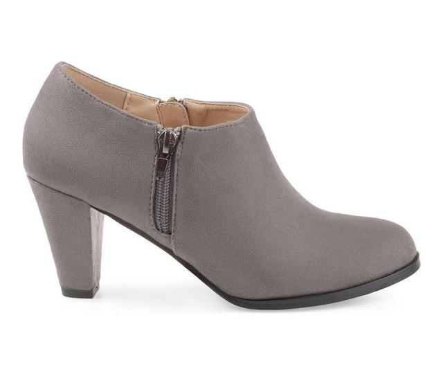 Women's Journee Collection Sanzi Heeled Booties Product Image