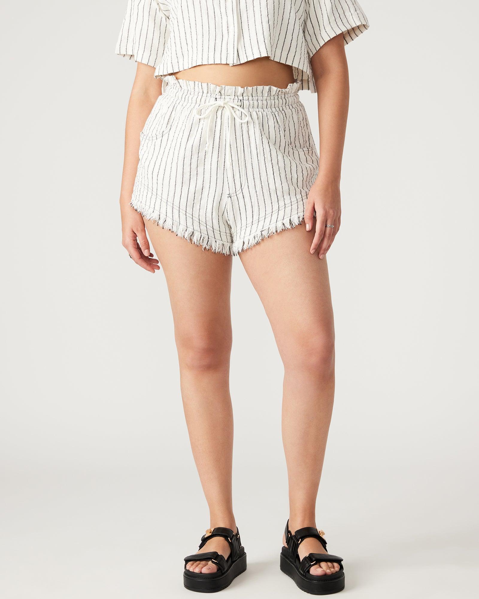 MARI SHORTS WHITE/BLACK Female Product Image