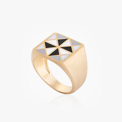 COLOR & FORM BLAT TRIANGLE RING Product Image