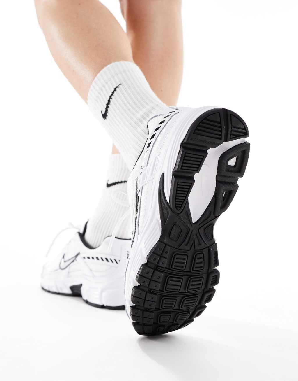 Nike Women's Initiator Shoes Product Image