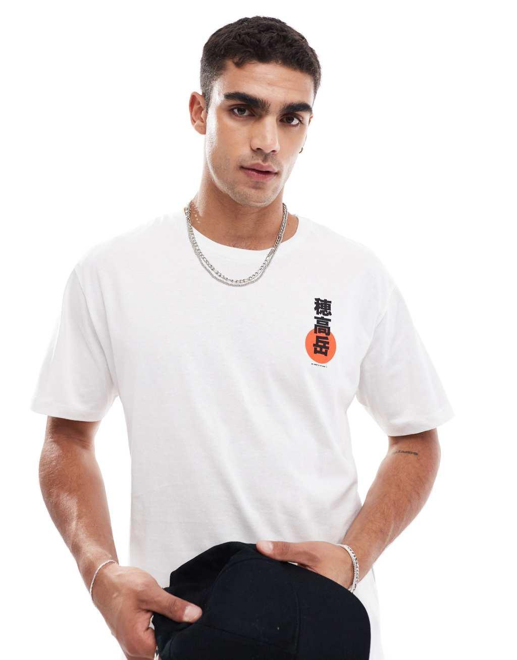 Jack & Jones oversized T-shirt with Japanese mountain back print in white Product Image