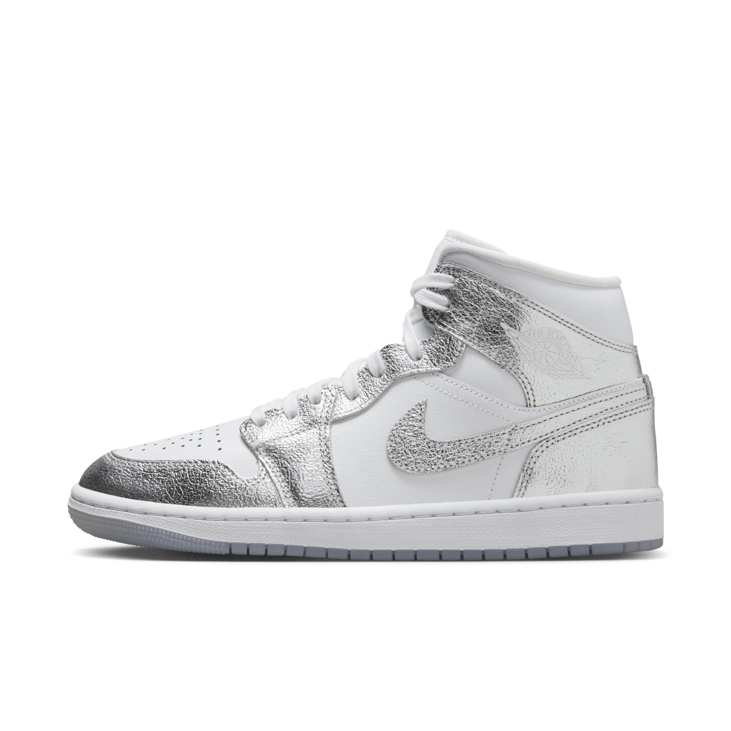 Women's Air Jordan 1 Mid SE Shoes Product Image