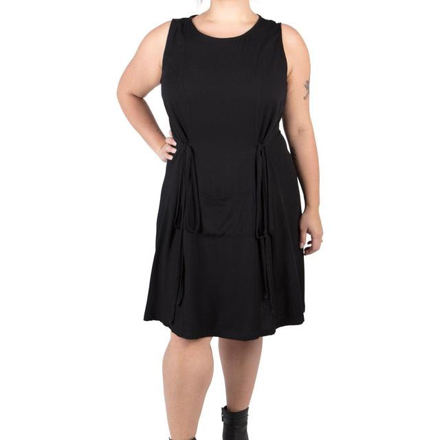 Tia Dress in Black Linen Product Image