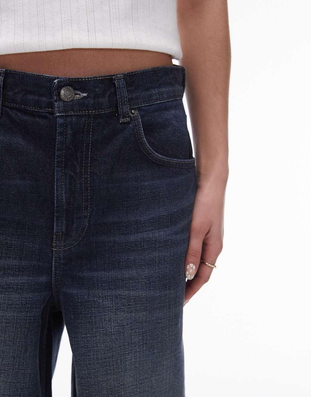 Topshop Gilmore low slung boyfriend jeans in abyss Product Image