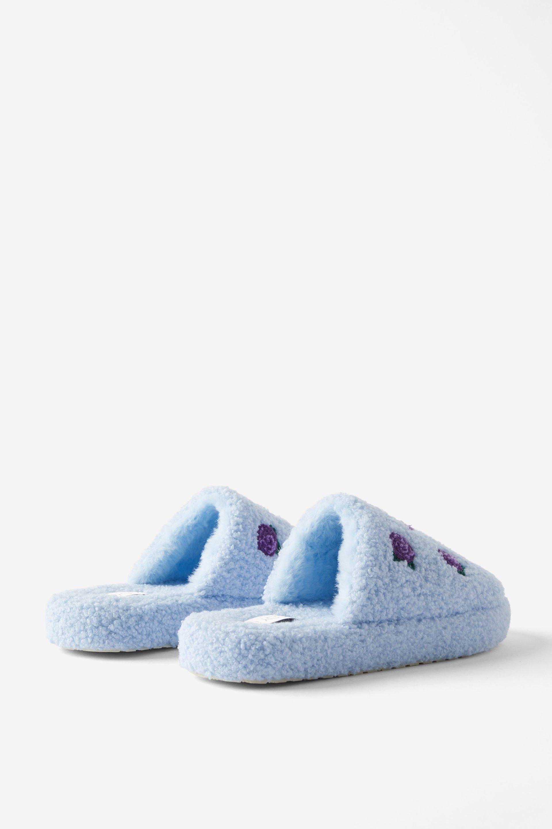 Cosy Novelty Scuff Slipper Product Image