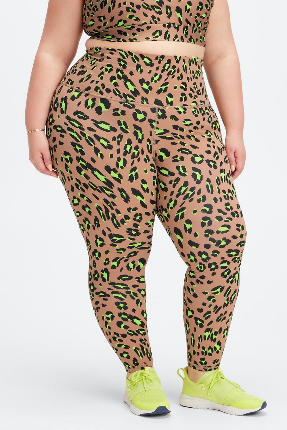 Fabletics Define Ultra High-Waisted 7/8 Legging Womens Desert Wavy Leo plus Size 2X Product Image