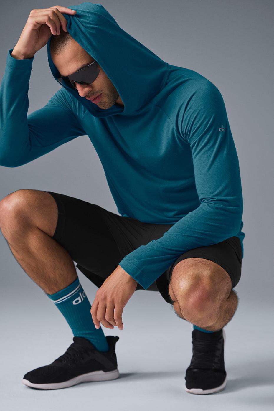 Core Hooded Runner - Oceanic Teal Male Product Image