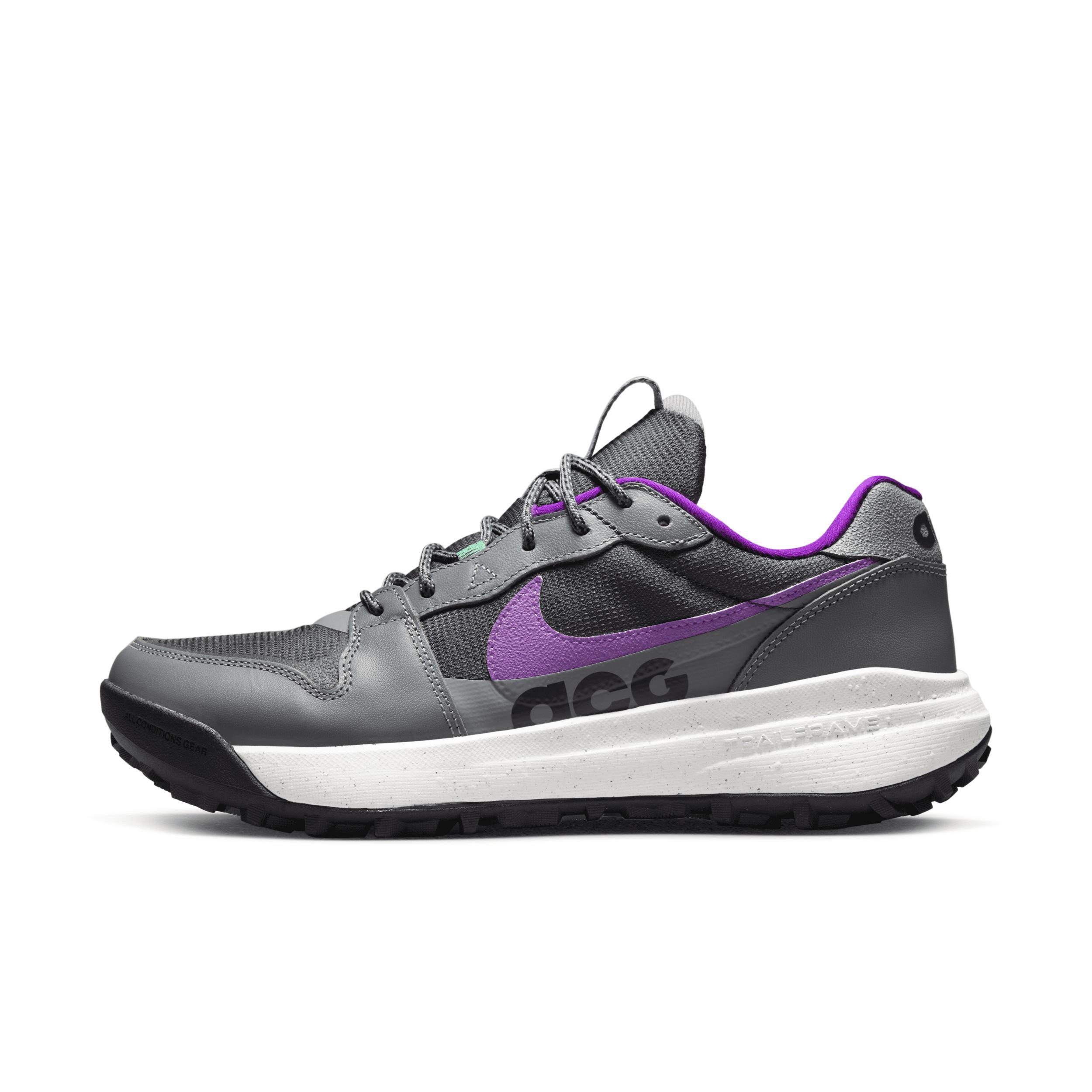 Men's Nike ACG Lowcate Shoes Product Image