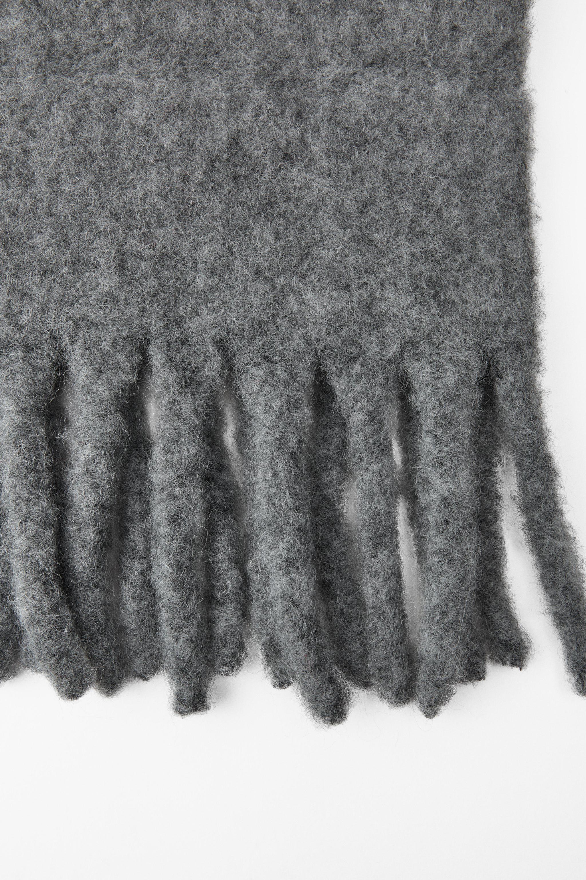 FRINGED WIDE SCARF Product Image