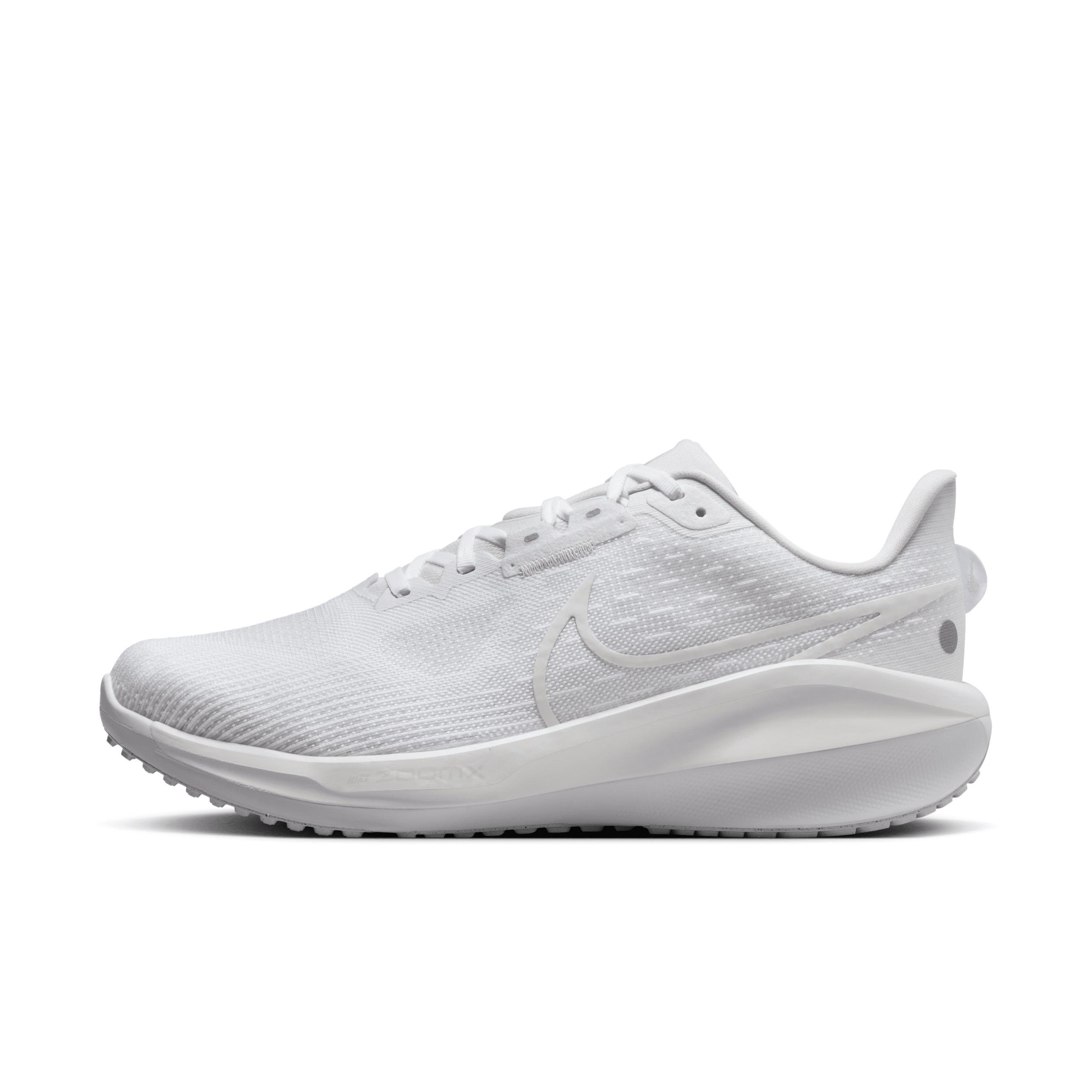 Nike Men's Vomero 17 Road Running Shoes (Extra Wide) Product Image