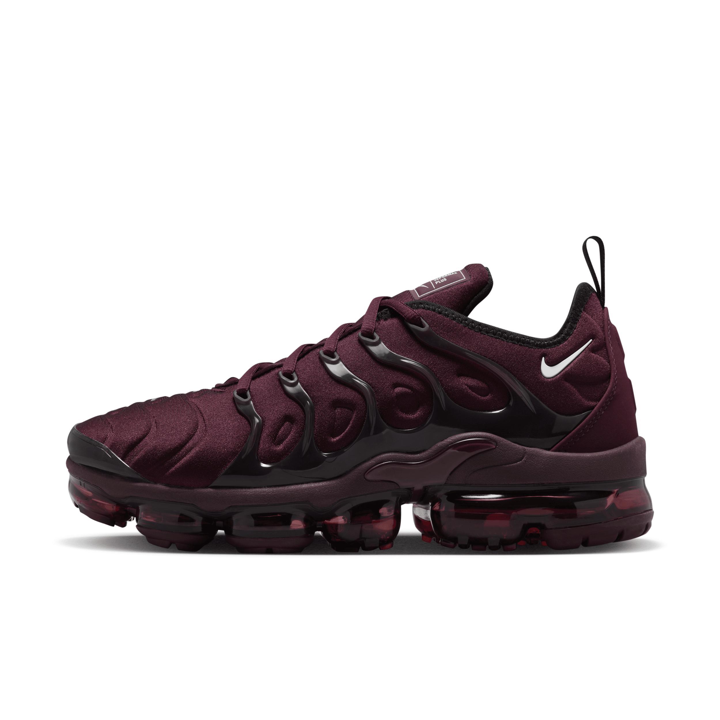 Nike Men's Air VaporMax Plus Shoes Product Image