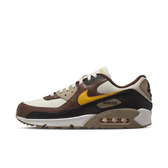 Nike Men's Air Max 90 GORE-TEX Winterized Shoes Product Image