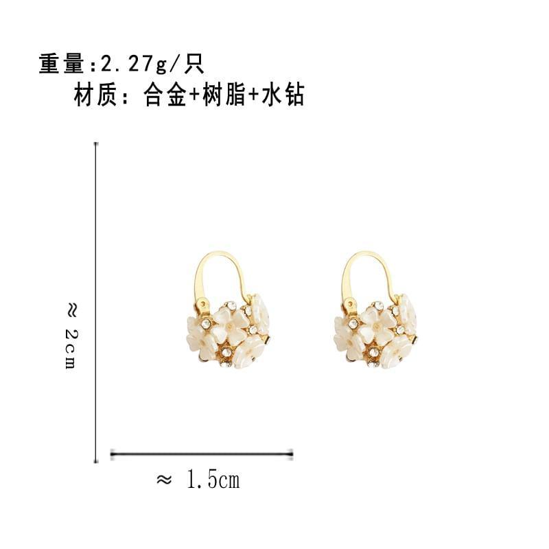 Flower Drop Earring Product Image