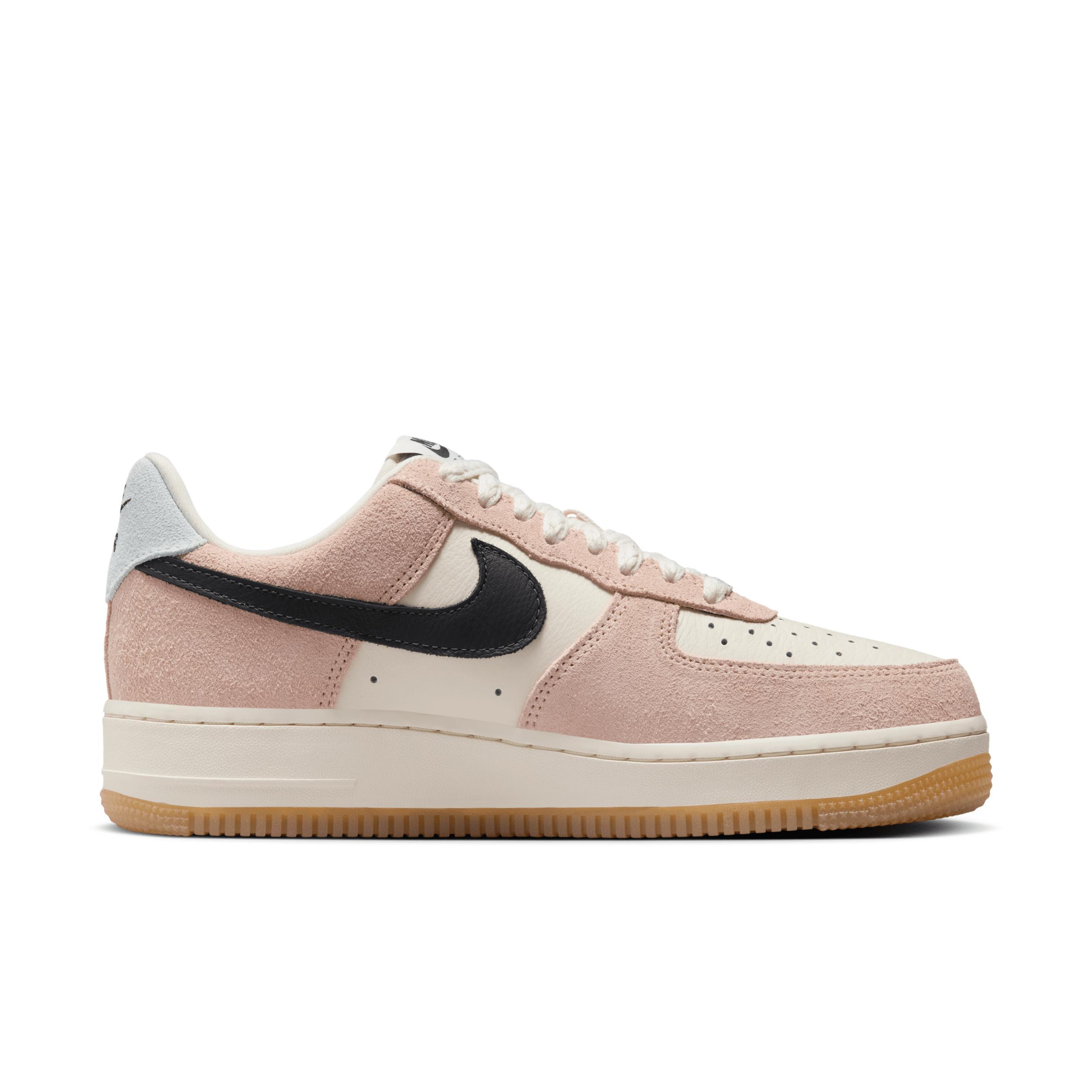 Nike Women's Air Force 1 '07 Shoes Product Image