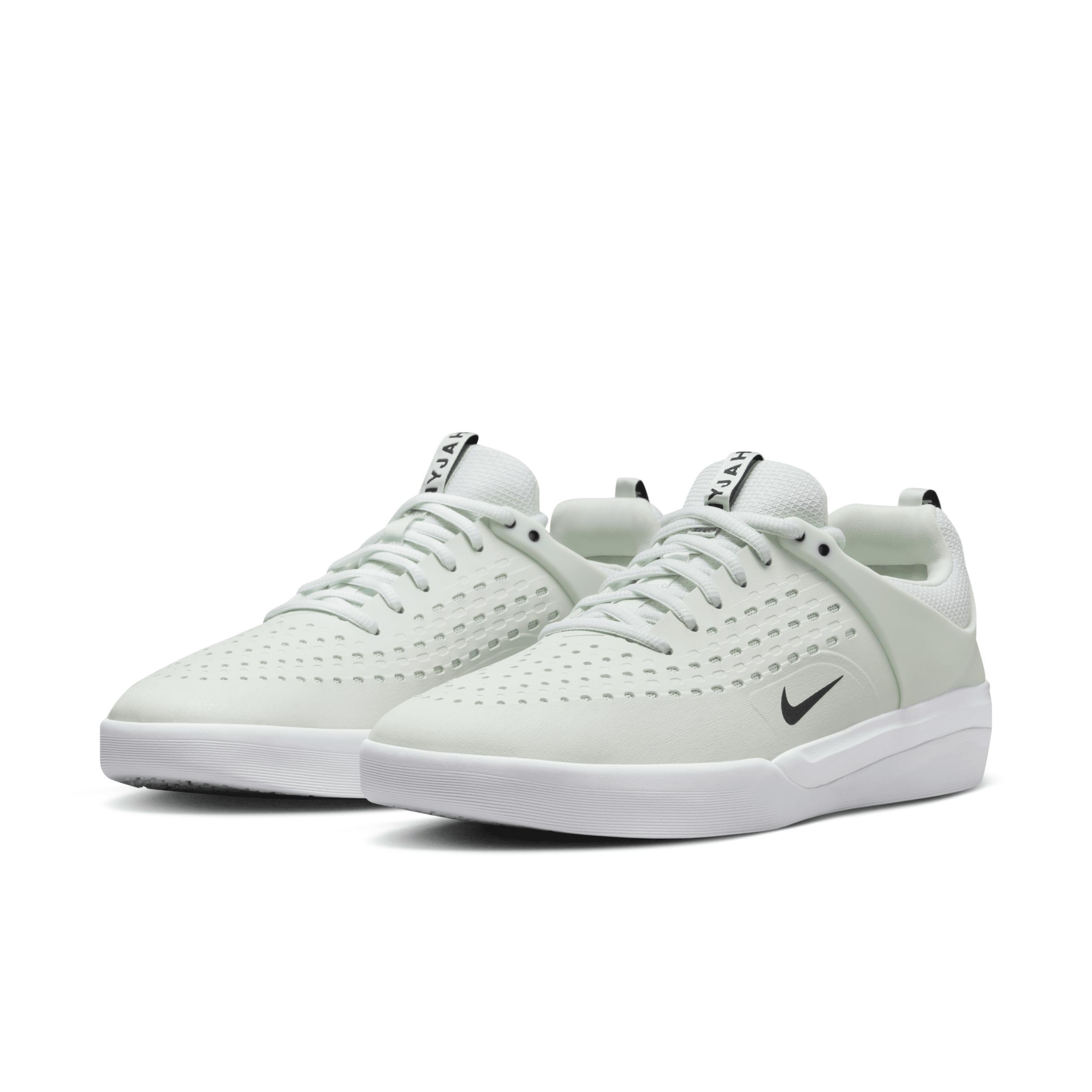 Men's Nike SB Zoom Nyjah 3 Skate Shoes Product Image