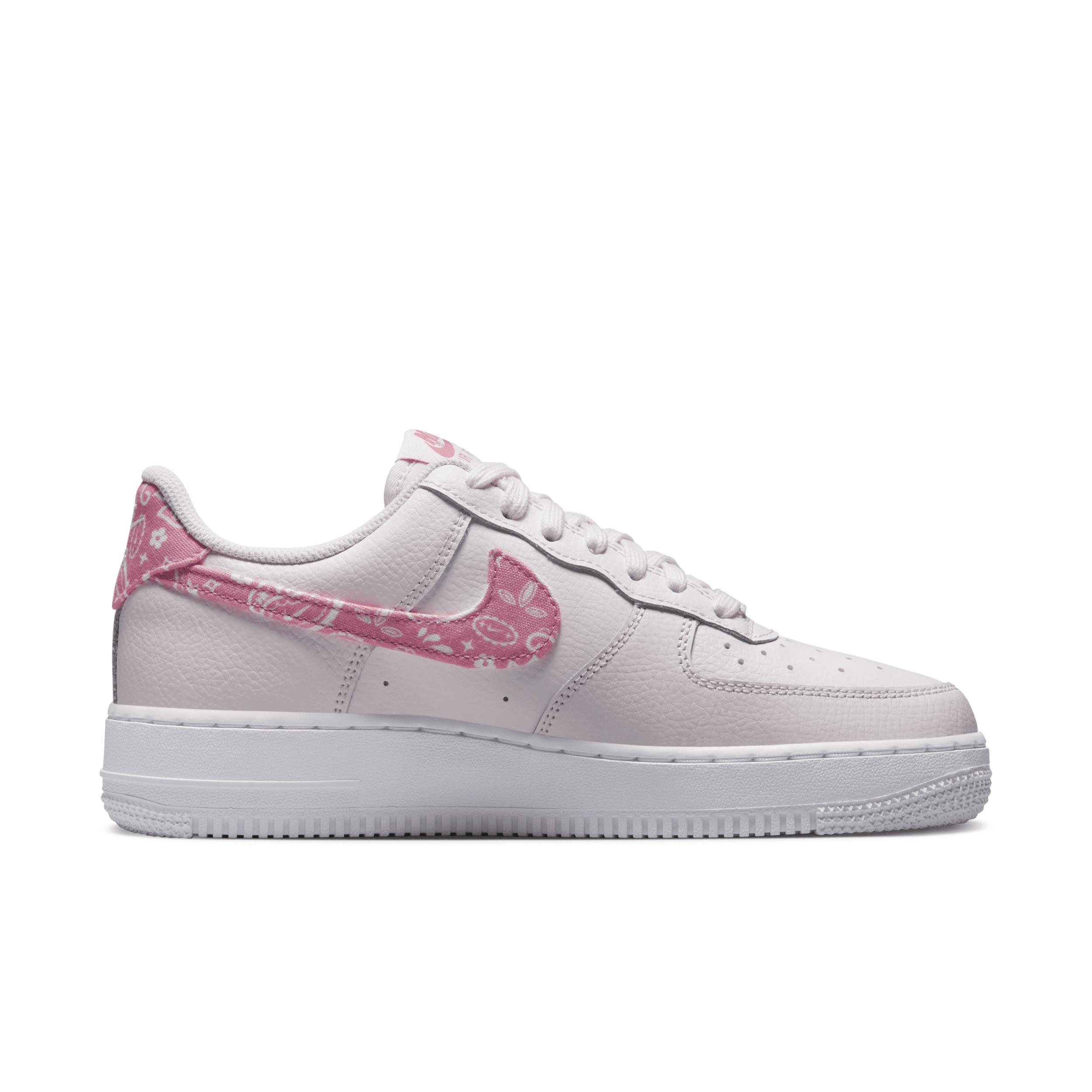 Nike Women's Air Force 1 '07 Shoes Product Image