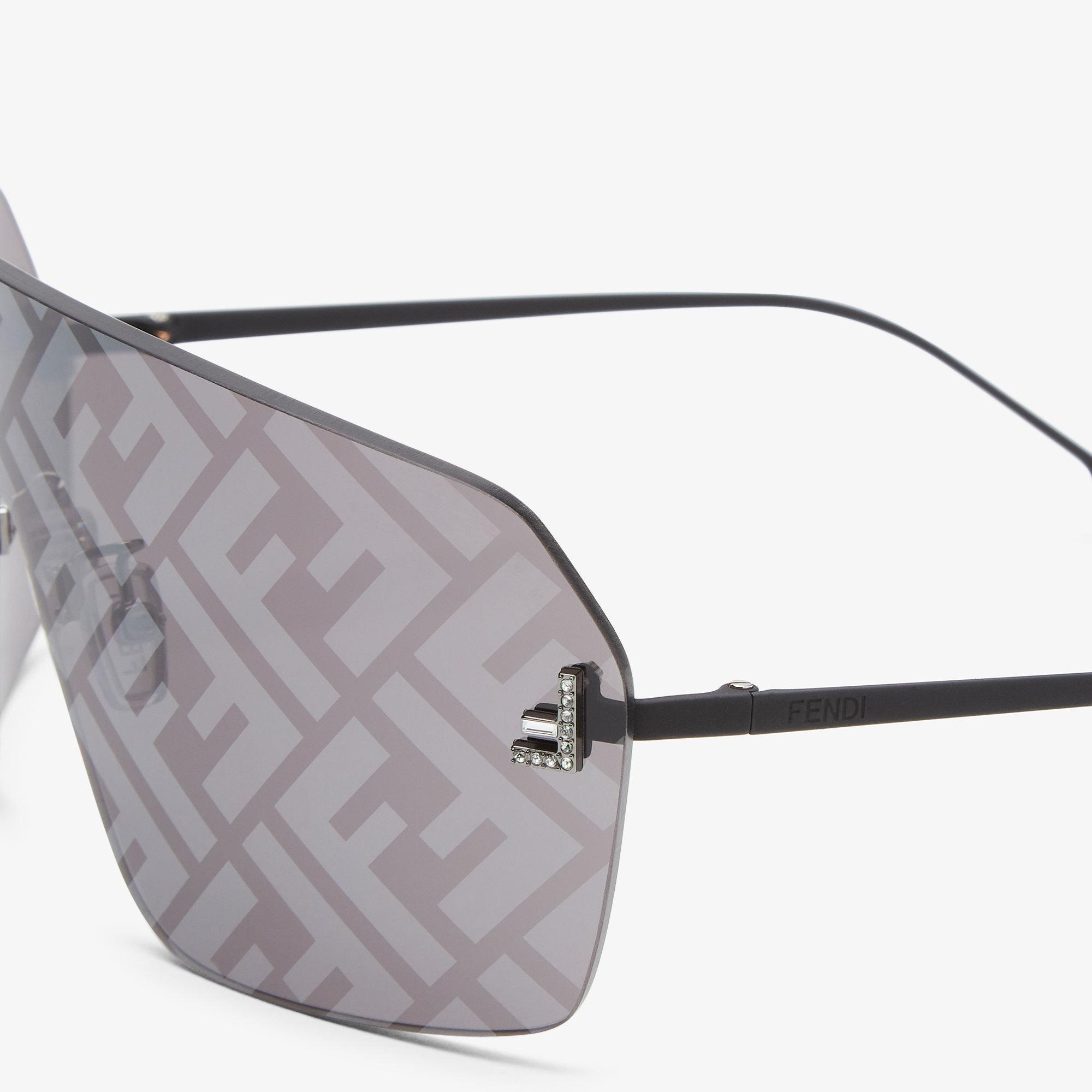 Fendi First CrystalGray shield sunglasses Product Image