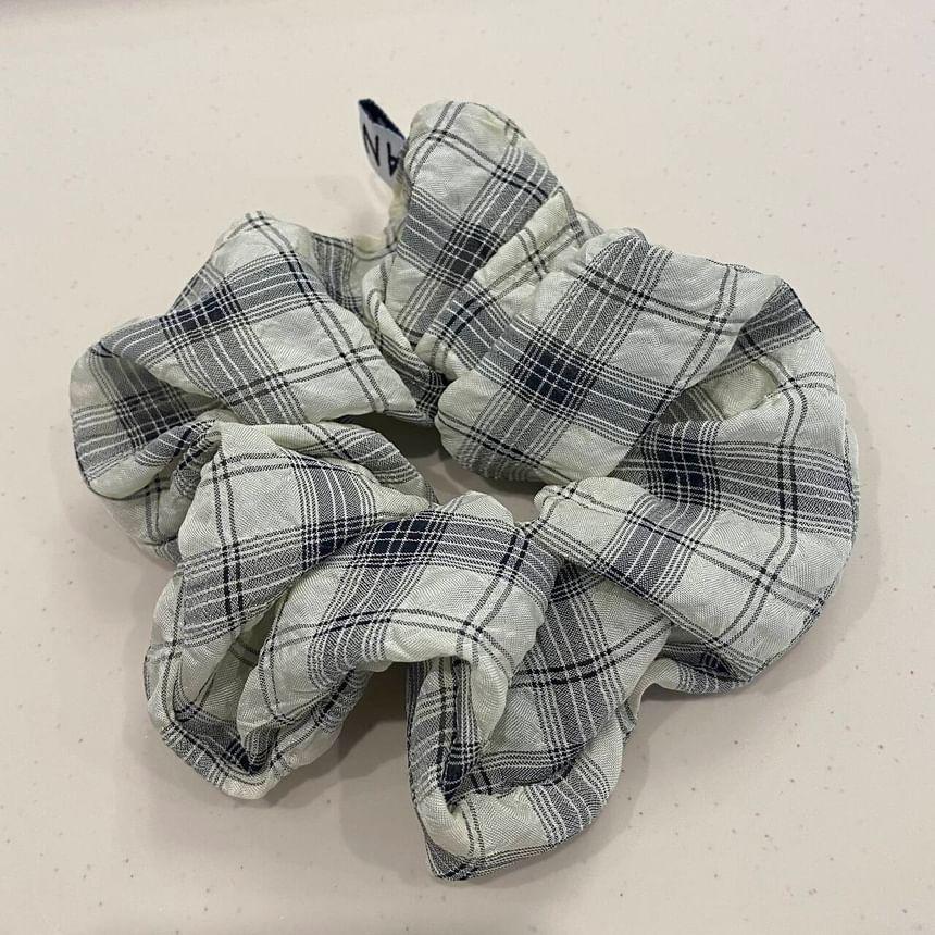 Plaid Bow Hair Clip / Hair Scrunchie Product Image