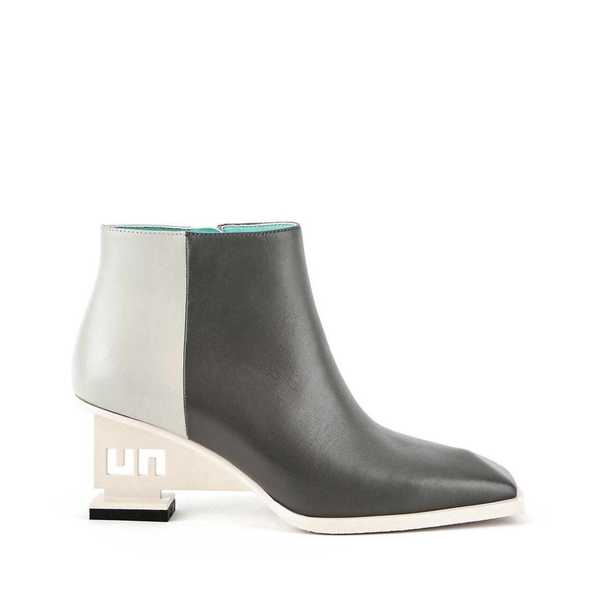 Womens Un Bootie Mid Ii Product Image