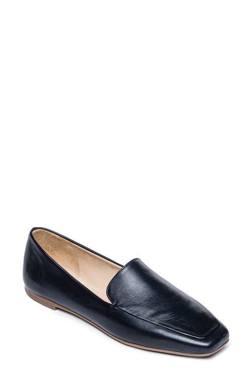 BERNARDO FOOTWEAR Genesis Loafer Product Image