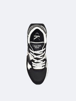 Women's Magalee Sneaker Product Image