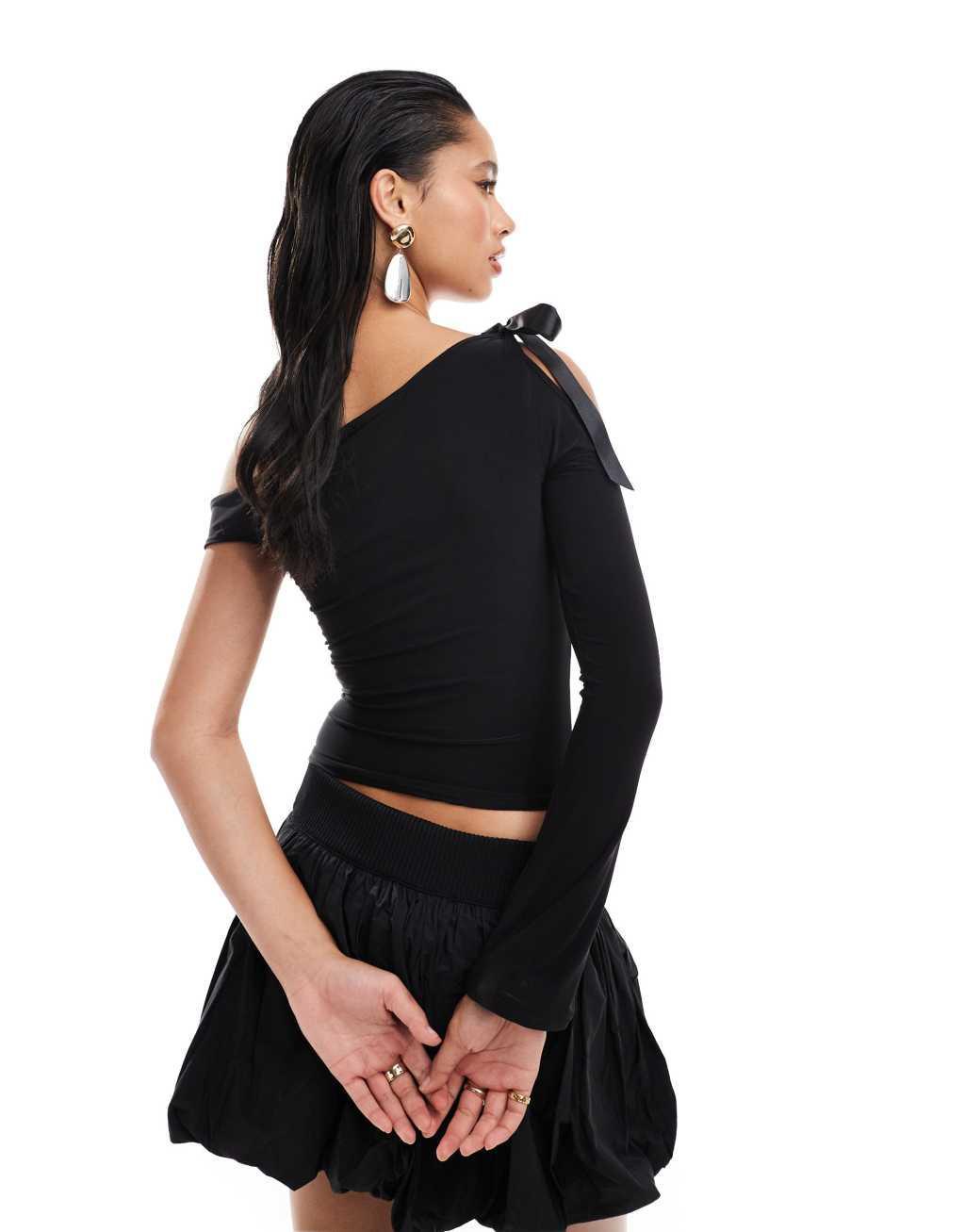 Kaiia one shoulder bow tie one sleeve top in black Product Image