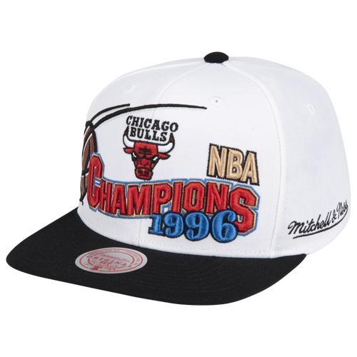 Mitchell & Ness Mens Chicago Bulls Mitchell & Ness Bulls 96 Champions Wave 2 Tone Snapback - Mens Product Image